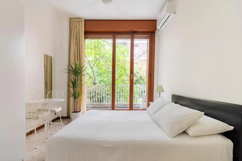Quiet Apartment Arco Della Pace Milan 0*,